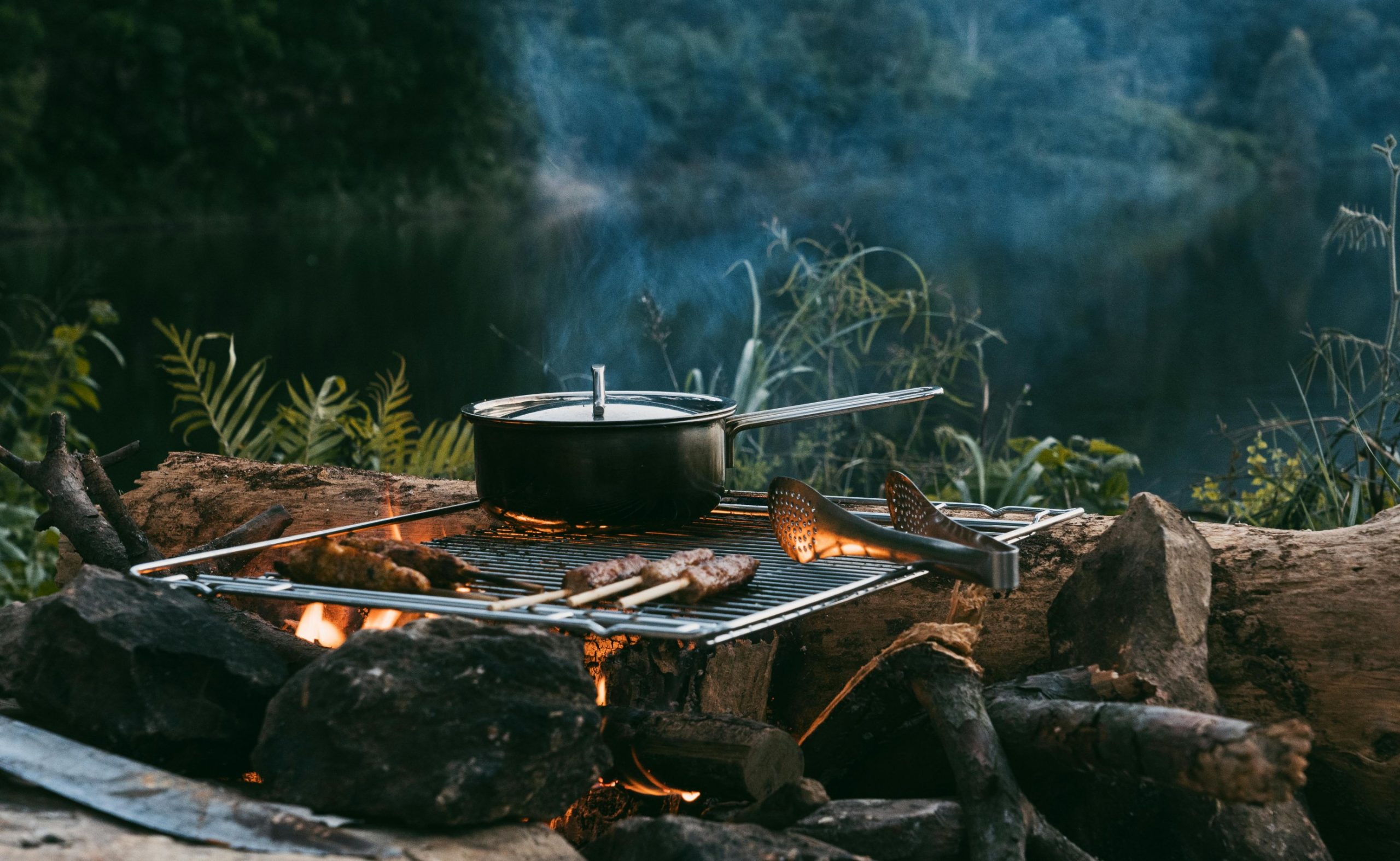 You are currently viewing Camping Food Ideas – 5 Delicious Campfire Recipes